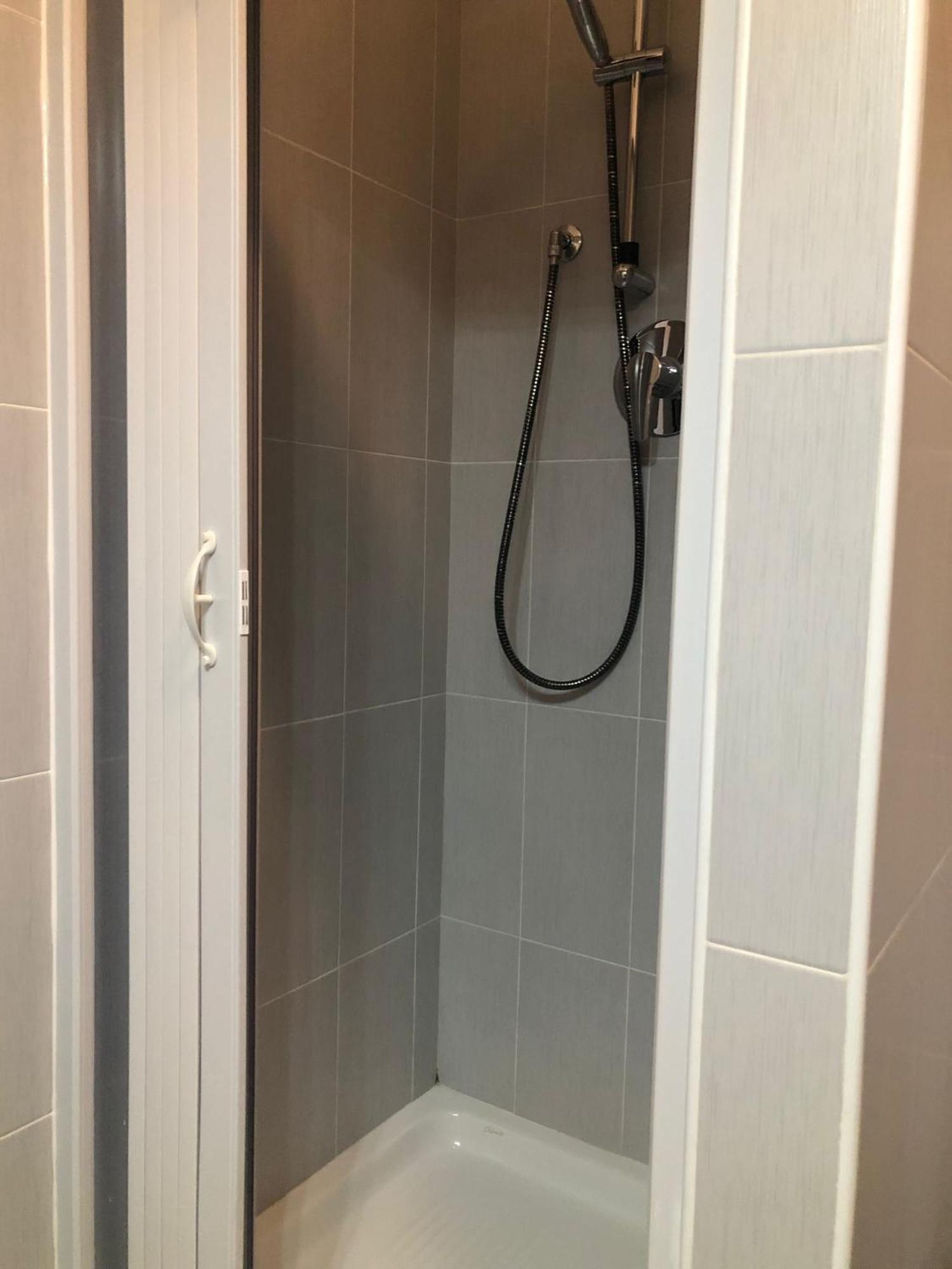 Appartamenti Lago Blu Riva del Garda Habitación foto