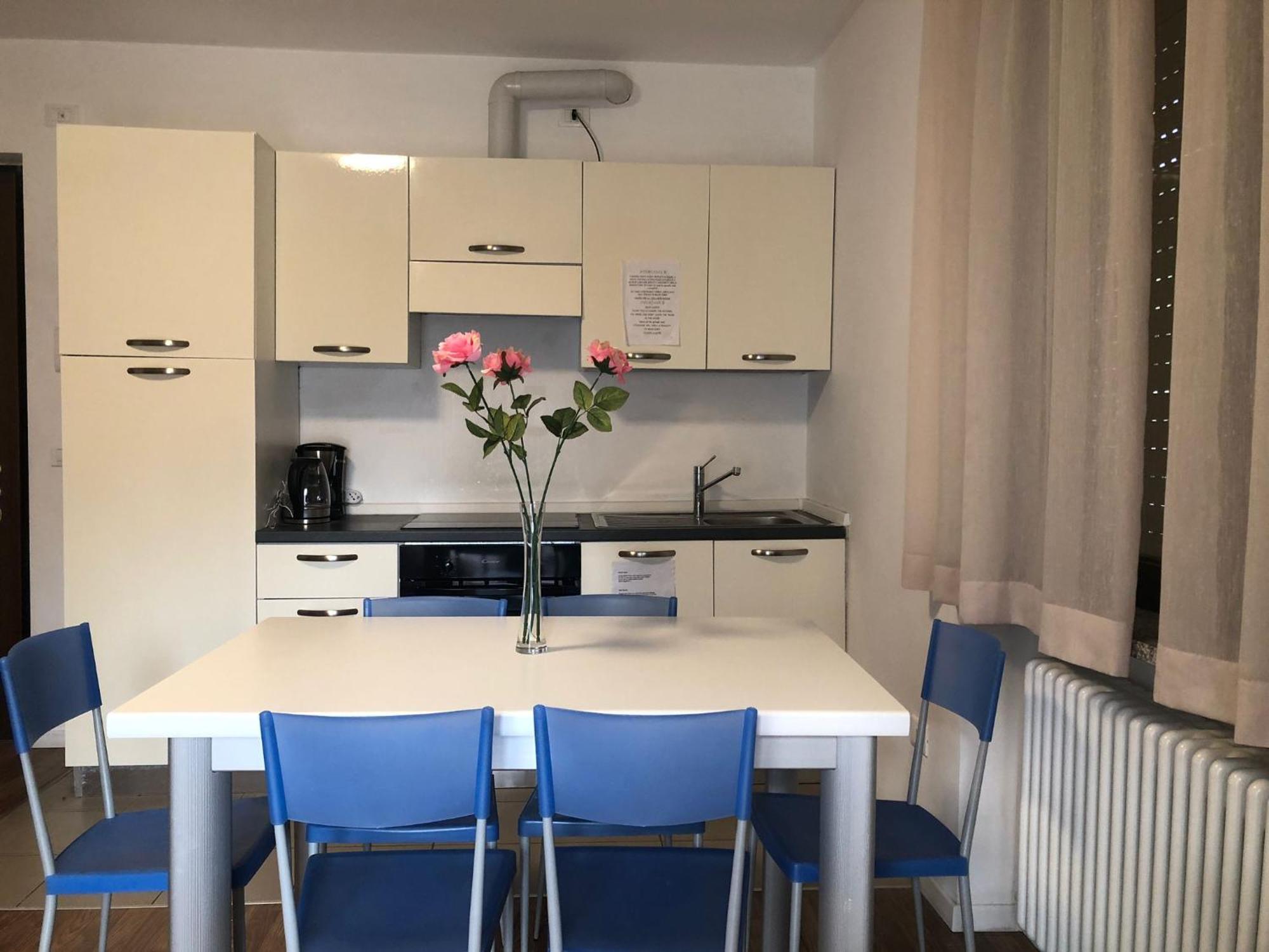 Appartamenti Lago Blu Riva del Garda Habitación foto