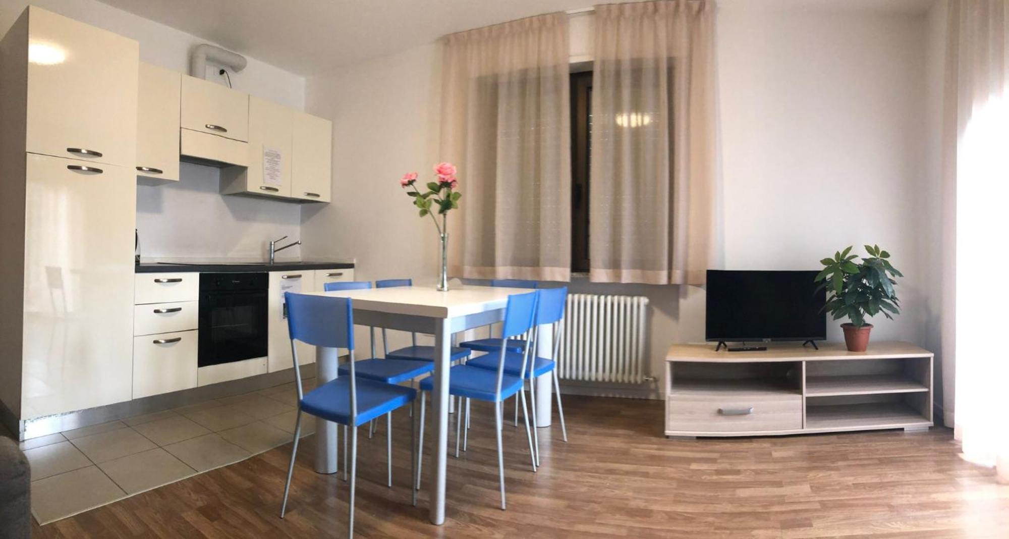 Appartamenti Lago Blu Riva del Garda Habitación foto