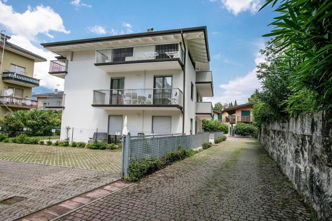 Appartamenti Lago Blu Riva del Garda Exterior foto